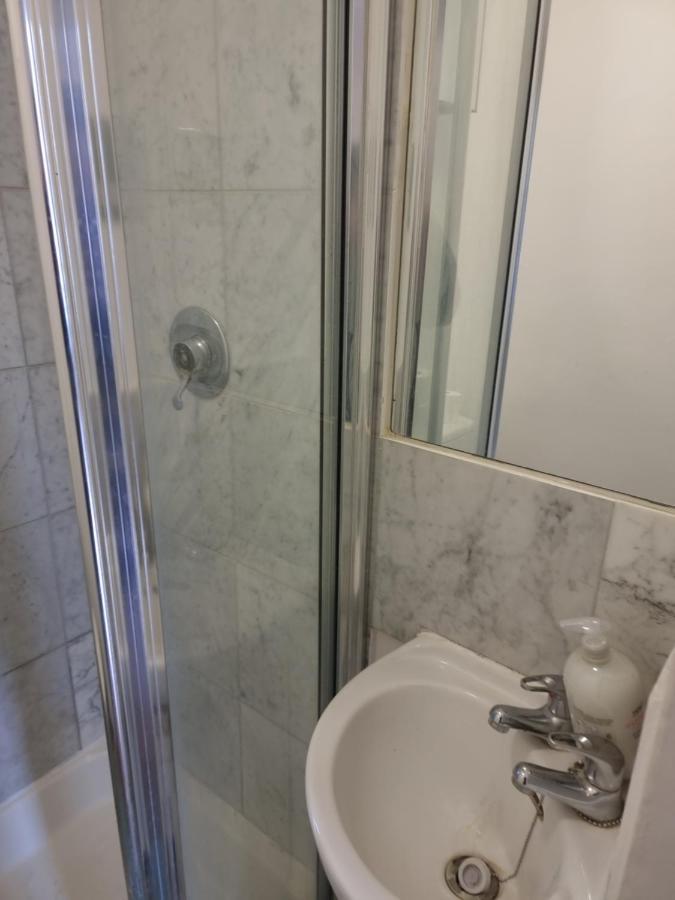 F8-Mezzanine 1St Floor Flat Fits 3 Near Paddington Apartment Лондон Екстериор снимка